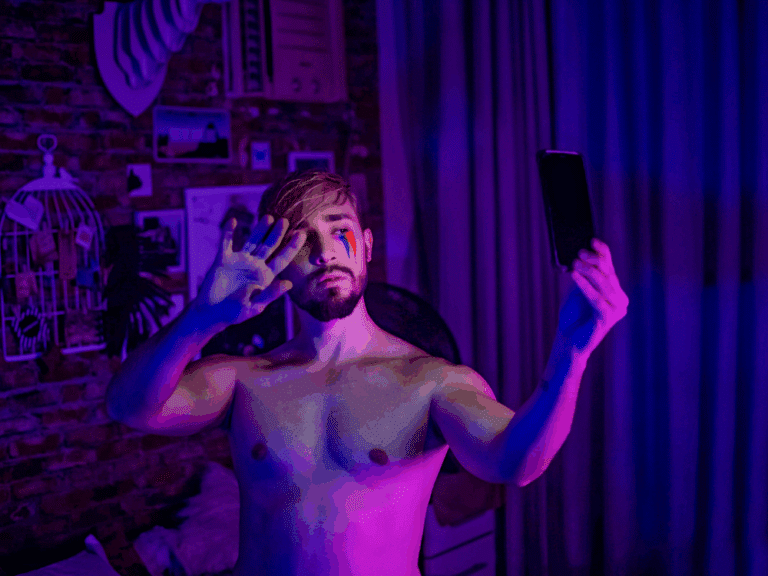 a man taking a selfie
